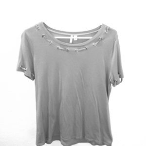 SUPER soft gray shirt